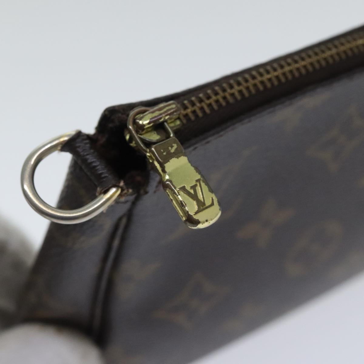 LOUIS VUITTON Monogram Pochette Accessoires Pouch M51980 LV Auth 94938