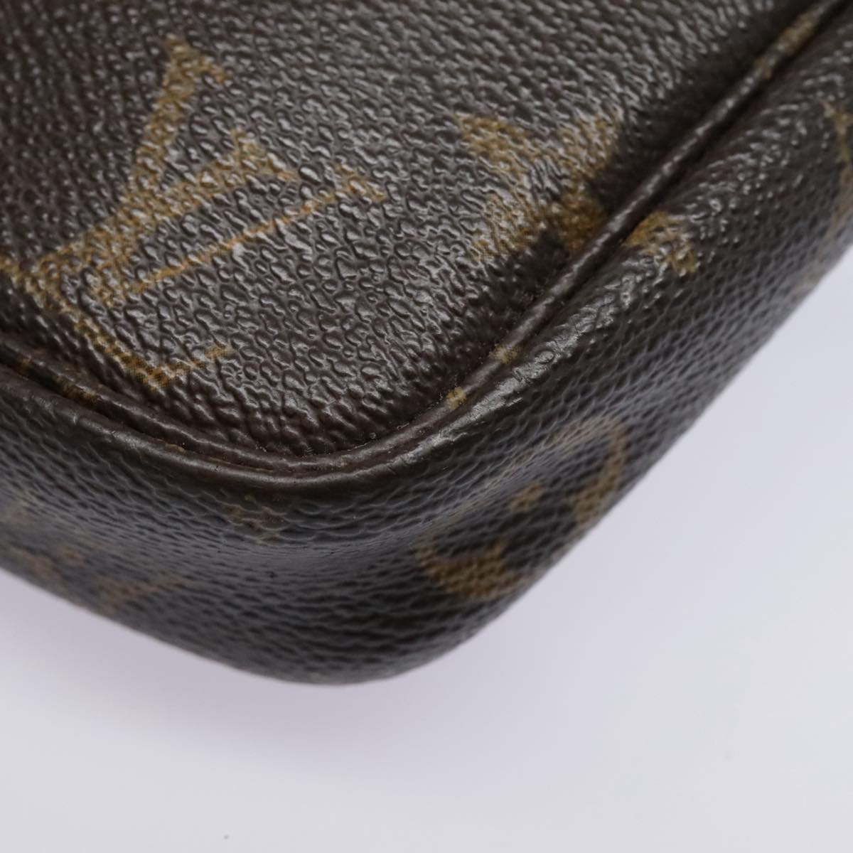 LOUIS VUITTON Monogram Pochette Accessoires Pouch M51980 LV Auth 94939