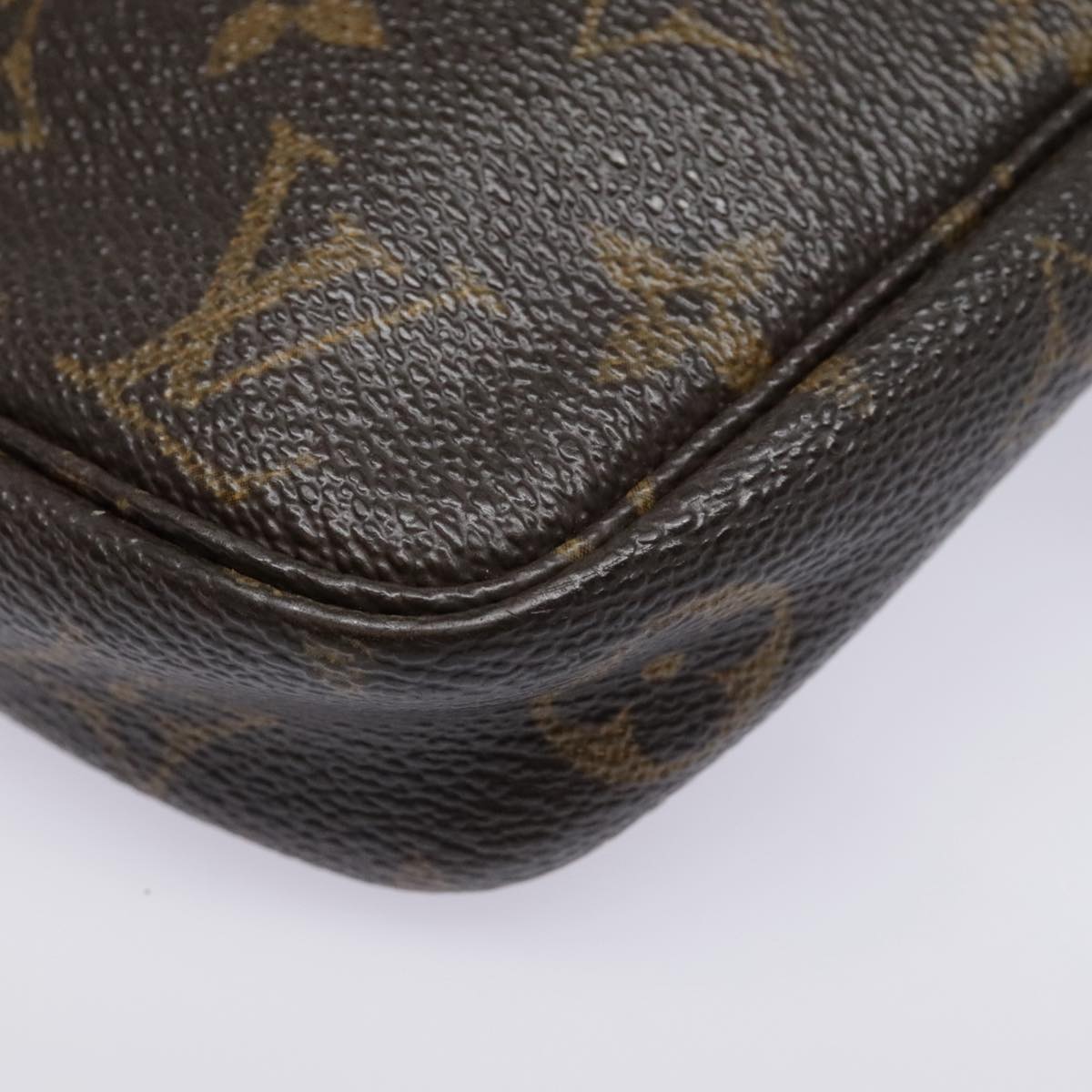 LOUIS VUITTON Monogram Pochette Accessoires Pouch M51980 LV Auth 94939