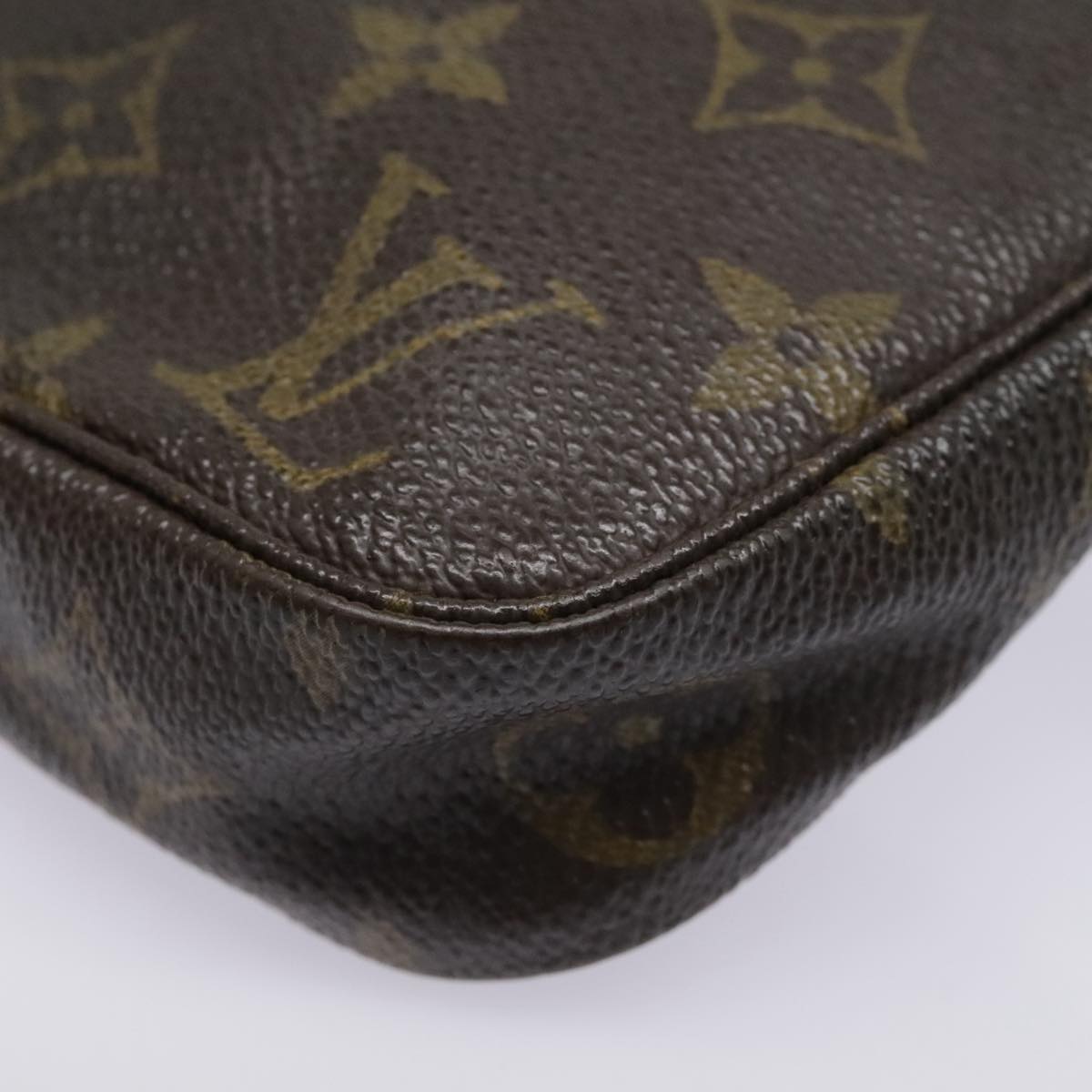 LOUIS VUITTON Monogram Pochette Accessoires Pouch M51980 LV Auth 94940