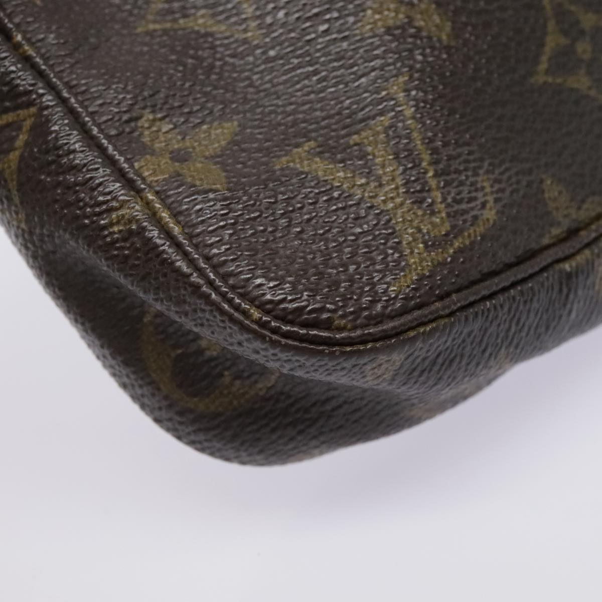 LOUIS VUITTON Monogram Pochette Accessoires Pouch M51980 LV Auth 94940