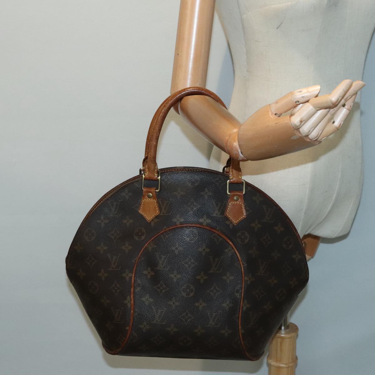 LOUIS VUITTON Monogram Ellipse MM Hand Bag M51126 LV Auth 94957