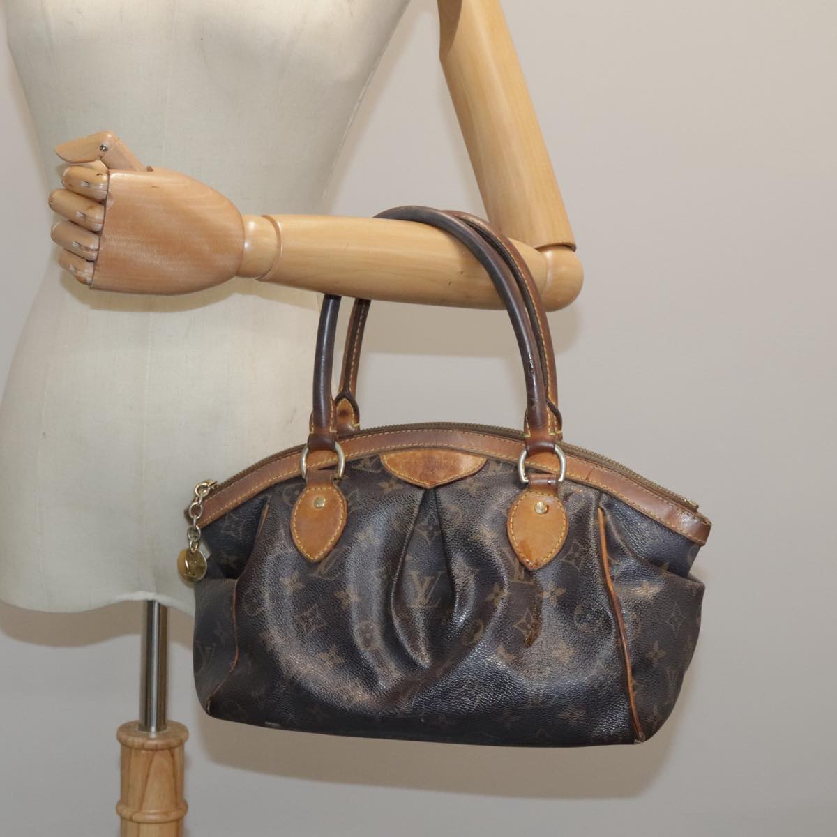 LOUIS VUITTON Monogram Tivoli PM Hand Bag M40143 LV Auth 94967