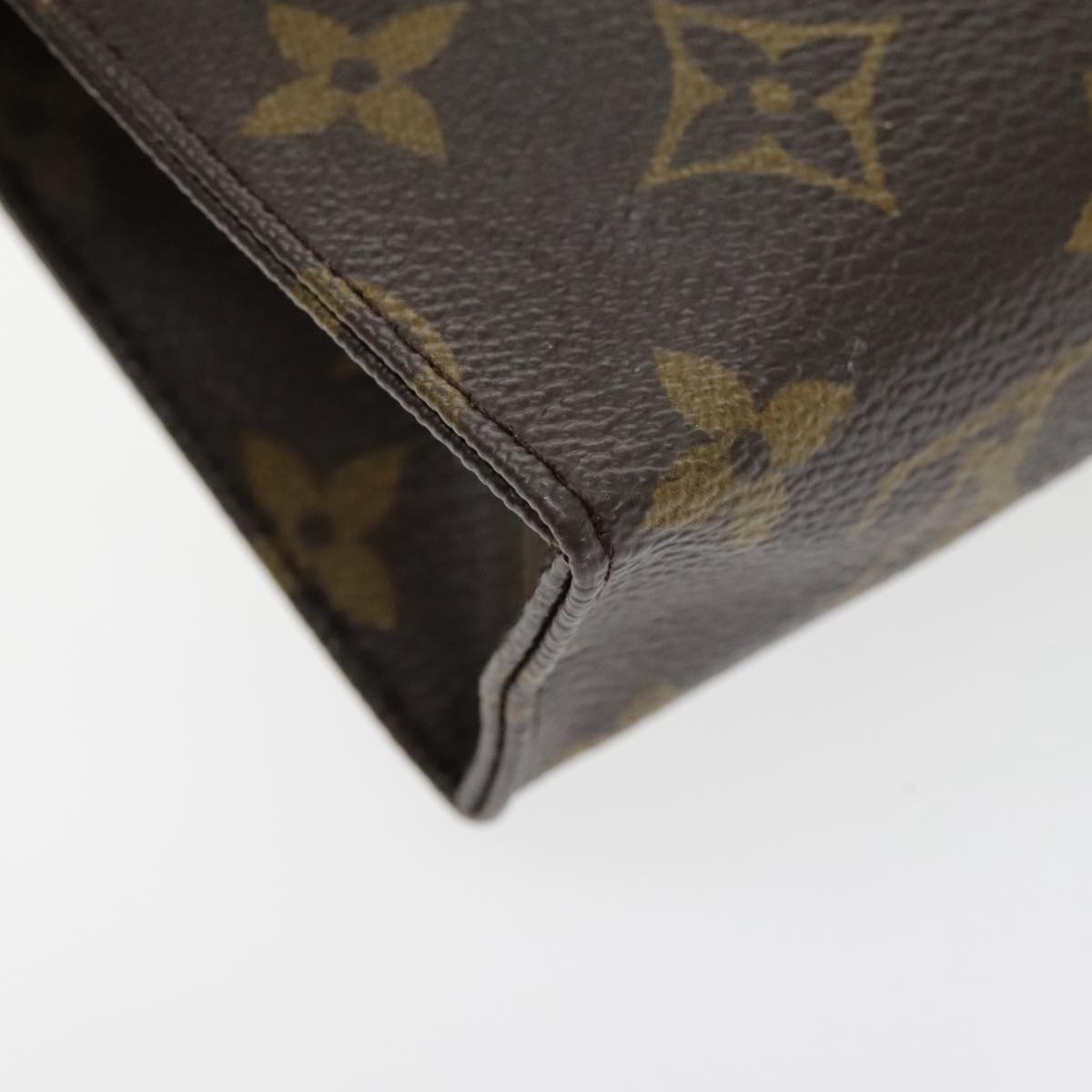 LOUIS VUITTON Monogram Poche Toilette 15 Pouch M47546 LV Auth 95049