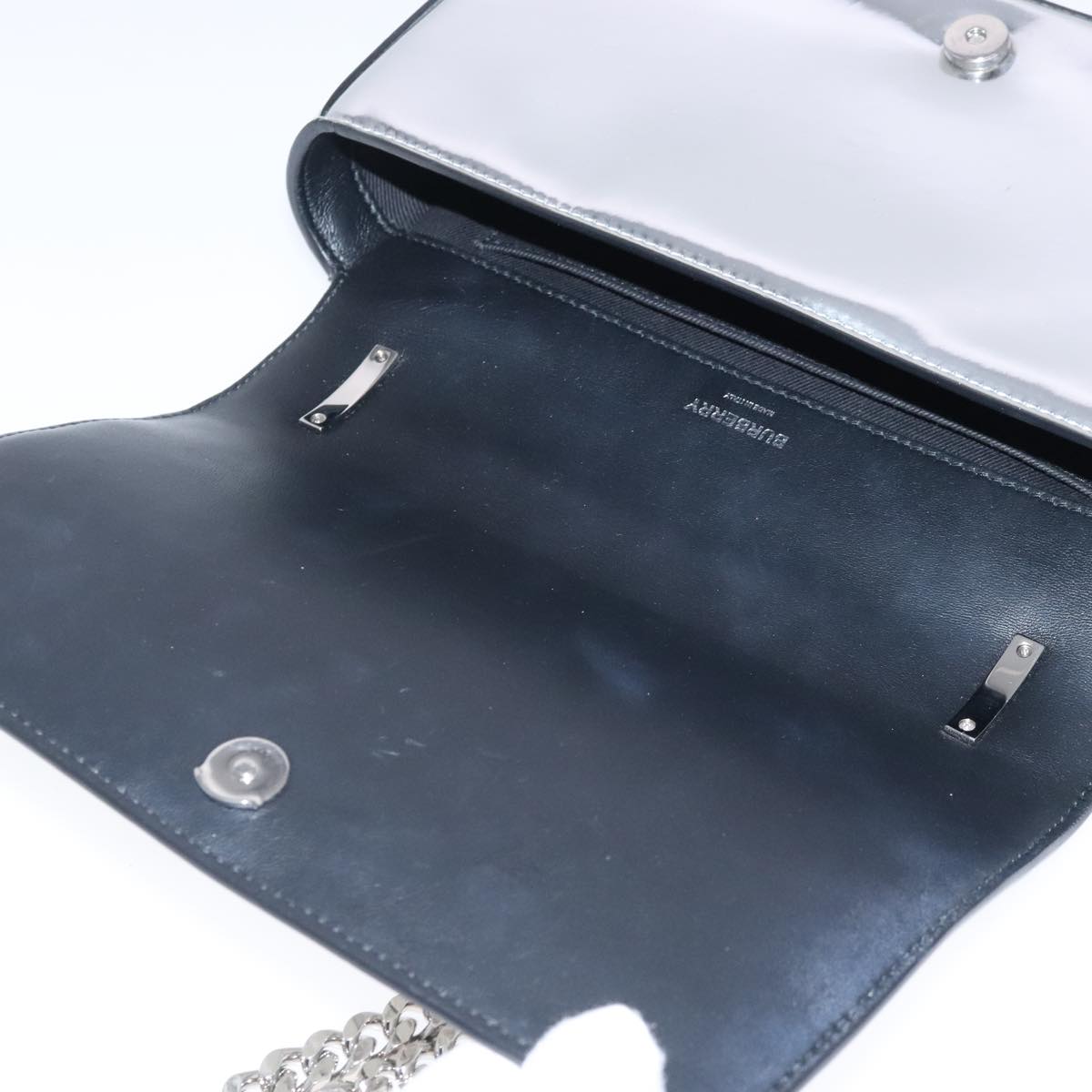 BURBERRY Chain Shoulder Bag Patent leather Silver Auth 95065