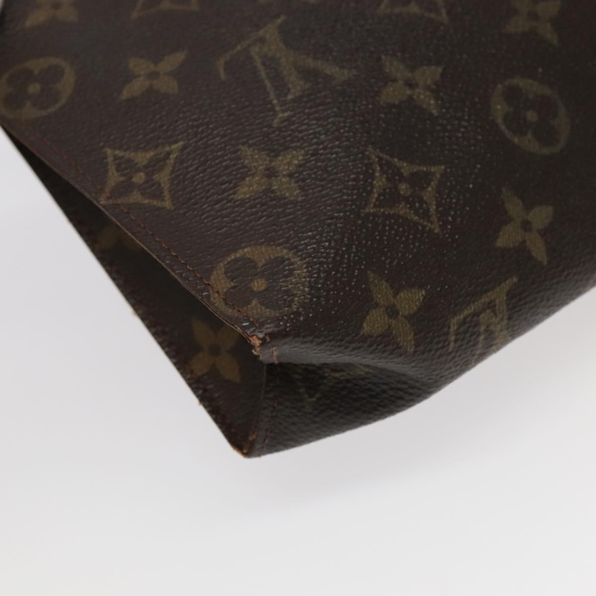 LOUIS VUITTON Monogram Poche Toilette 26 Pouch M47542 LV Auth 95078