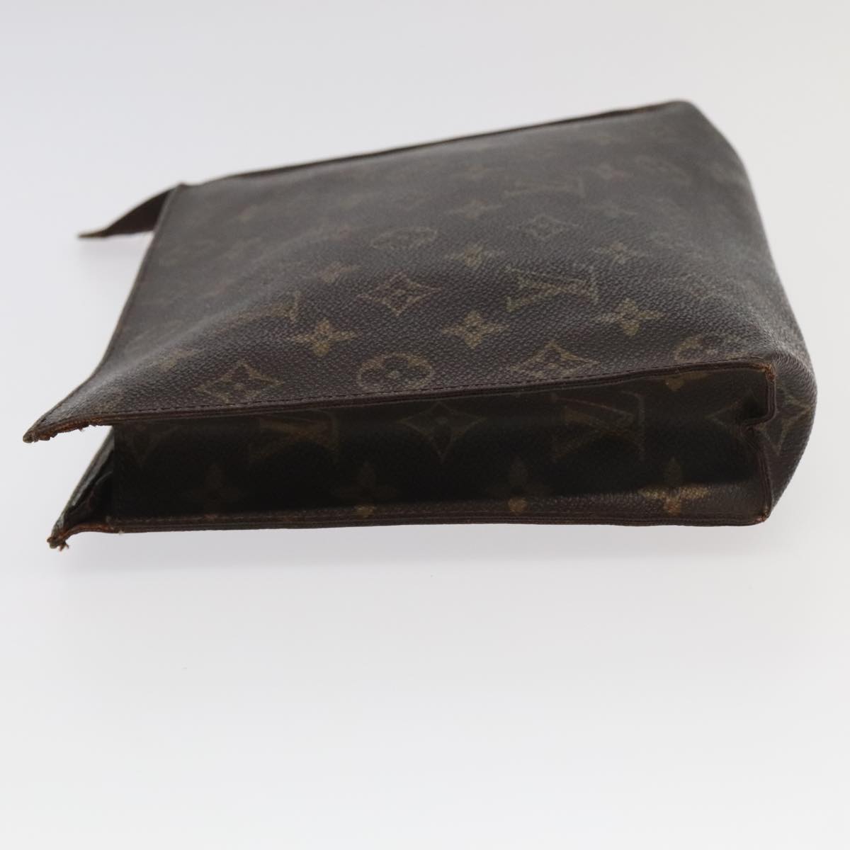 LOUIS VUITTON Monogram Poche Toilette 26 Pouch M47542 LV Auth 95078