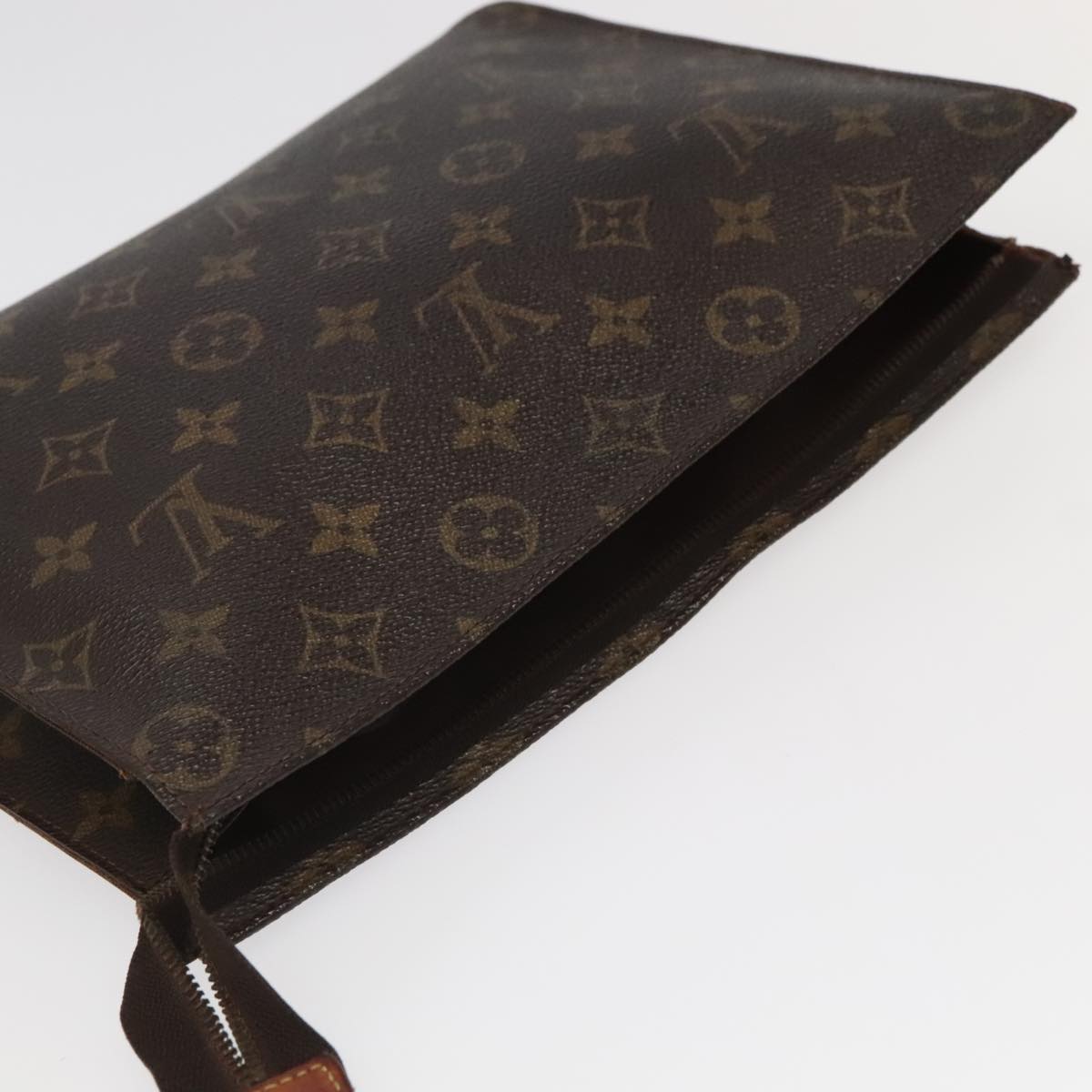 LOUIS VUITTON Monogram Poche Toilette 26 Pouch M47542 LV Auth 95078