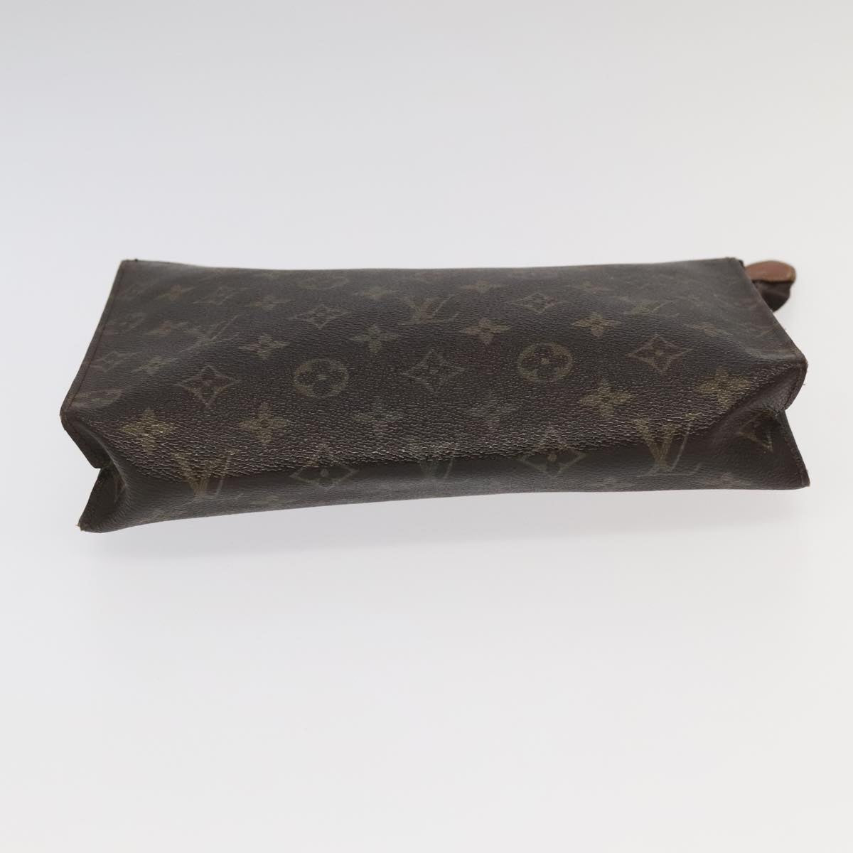 LOUIS VUITTON Monogram Poche Toilette 26 Pouch M47542 LV Auth 95078