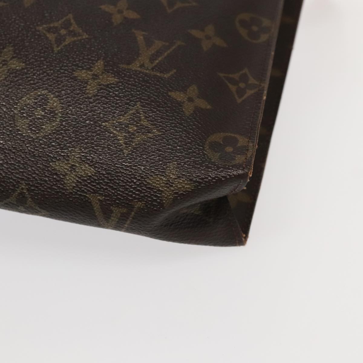 LOUIS VUITTON Monogram Poche Toilette 26 Pouch M47542 LV Auth 95078