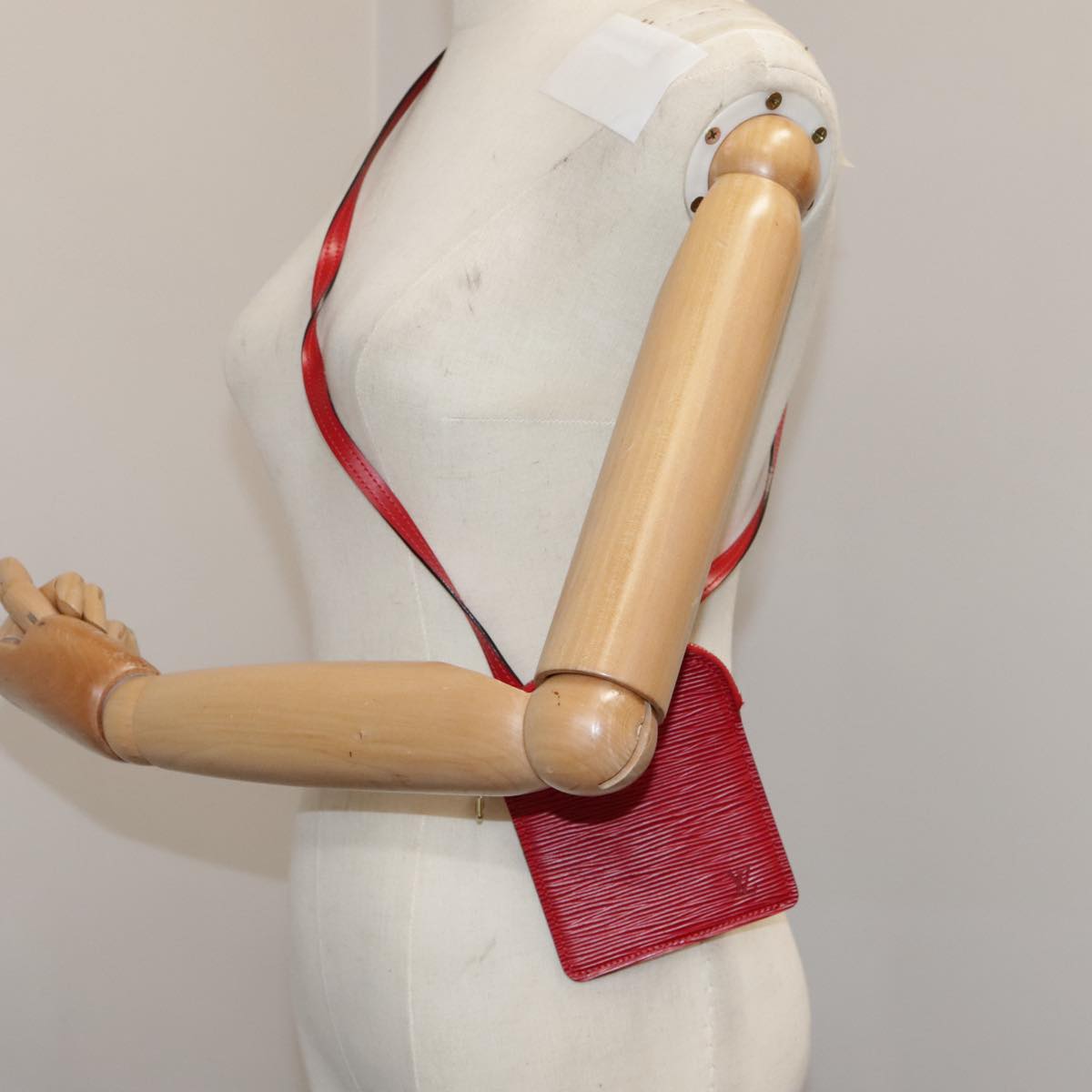 LOUIS VUITTON Epi Pochette Secret Accessory Pouch SPO Red LV Auth 95155SV