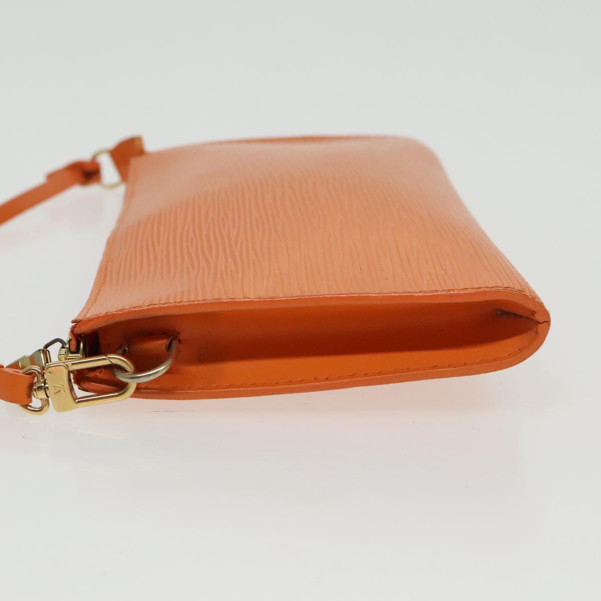 LOUIS VUITTON Epi Pochette Accessoires Pouch Orange Mandarin M5294H Auth 95388