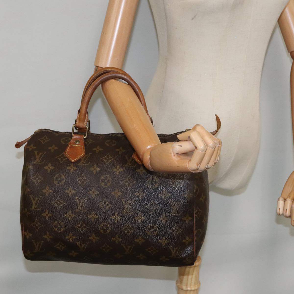 LOUIS VUITTON Monogram Speedy 30 Hand Bag M41526 LV Auth 95397