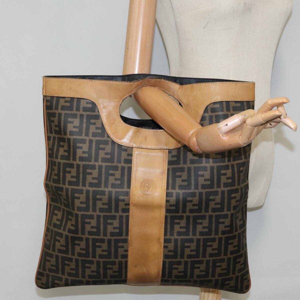 FENDI Zucca Canvas Hand Bag Brown Black Auth 95414