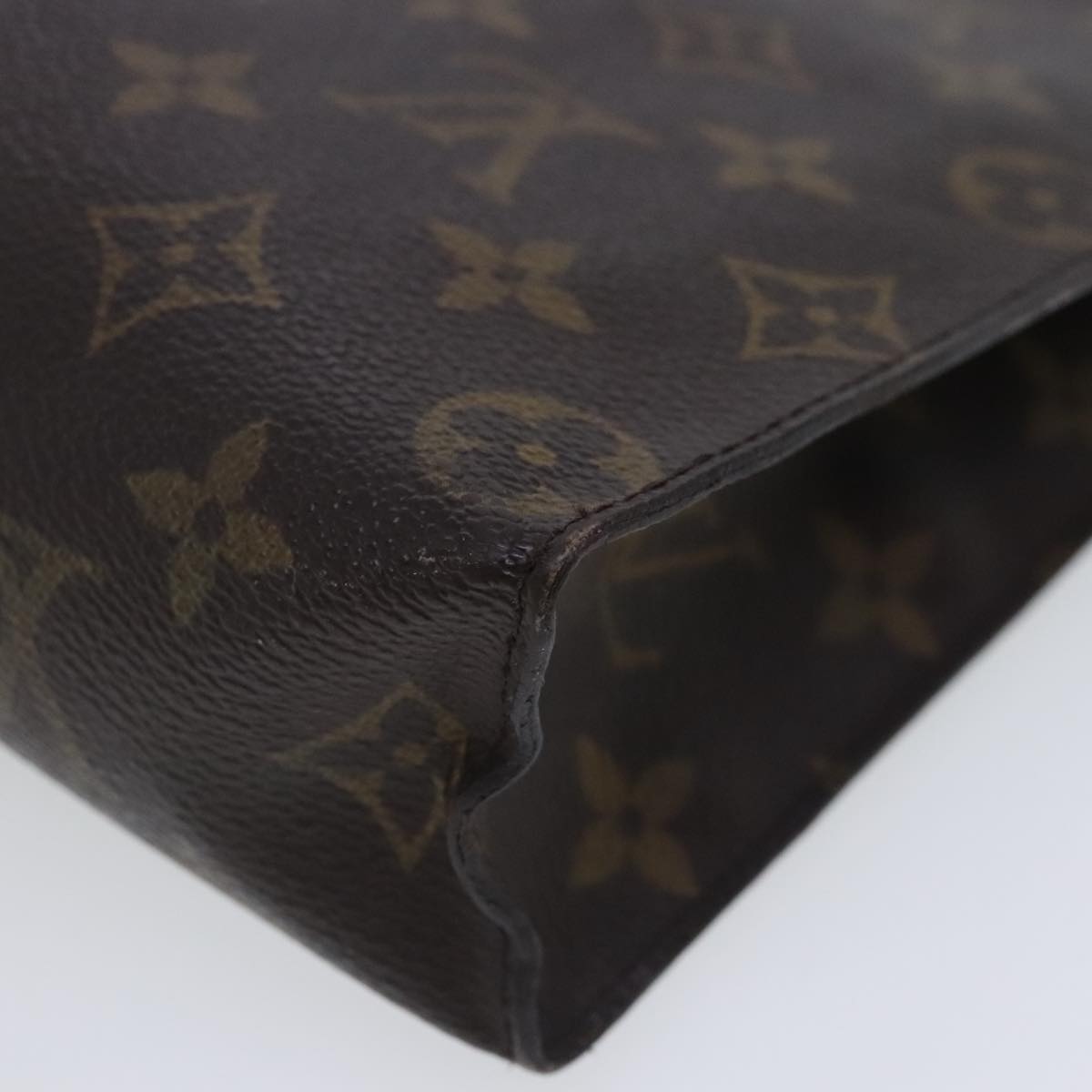 LOUIS VUITTON Monogram Poche Toilette 26 Pouch M47542 LV Auth 95424