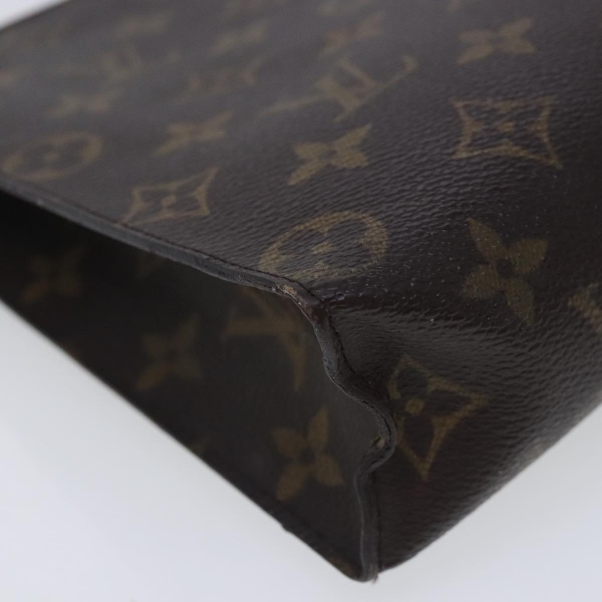 LOUIS VUITTON Monogram Poche Toilette 26 Pouch M47542 LV Auth 95424