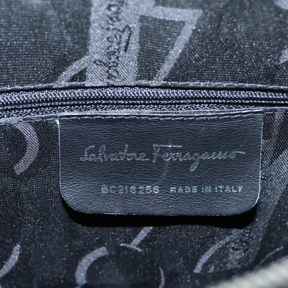 Salvatore Ferragamo Gancini Tote Bag Leather Black Silver Auth 95430
