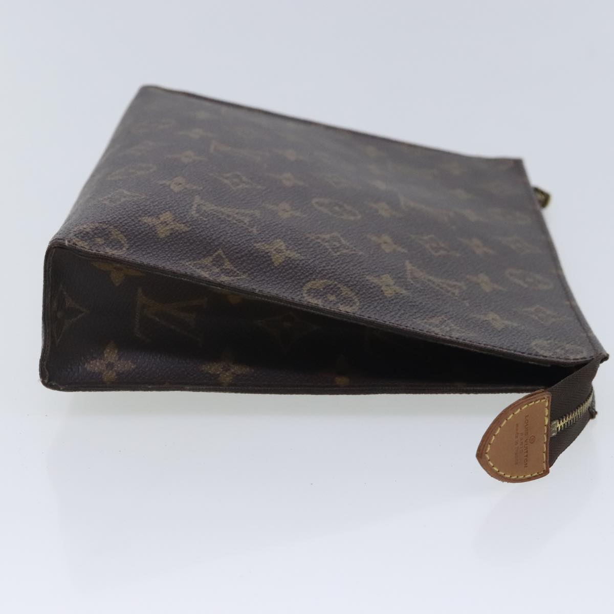 LOUIS VUITTON Monogram Poche Toilette 26 Pouch M47542 LV Auth 95434