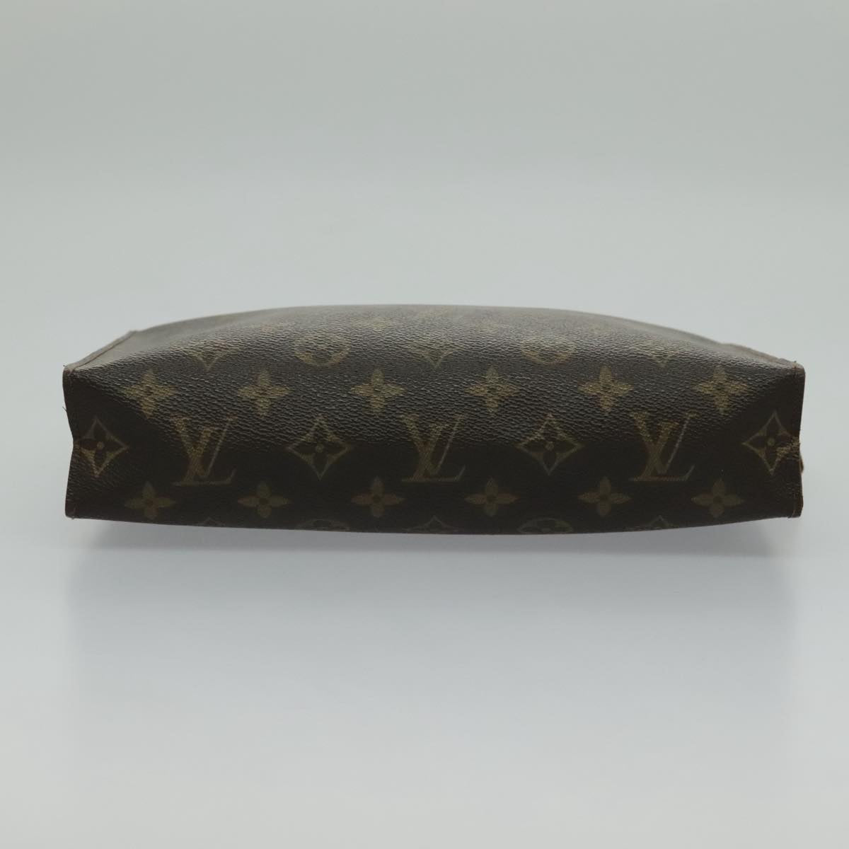 LOUIS VUITTON Monogram Poche Toilette 26 Pouch M47542 LV Auth 95607