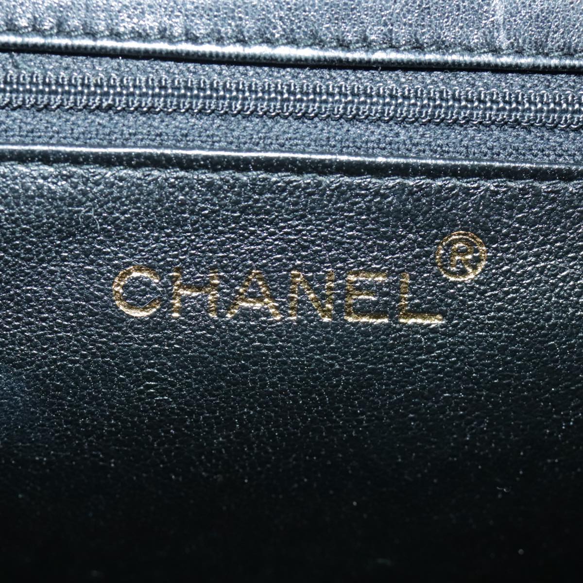 CHANEL Matelasse Chain Shoulder Bag Lamb Skin Navy Gold CC Auth 95702