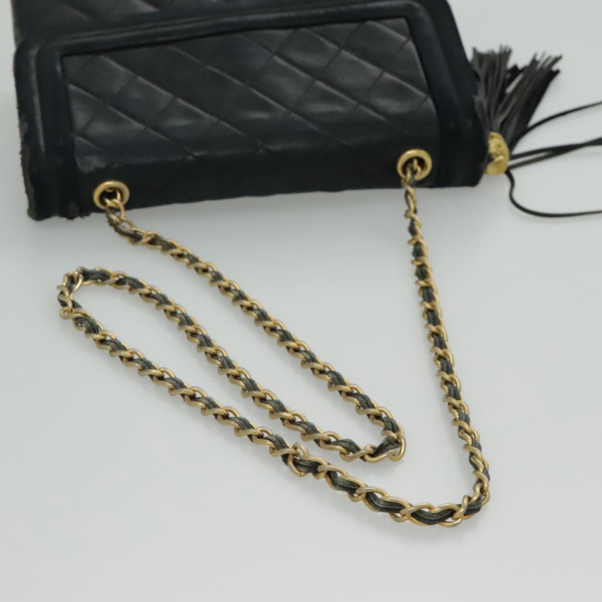 CHANEL Matelasse Chain Shoulder Bag Lamb Skin Navy Gold CC Auth 95702