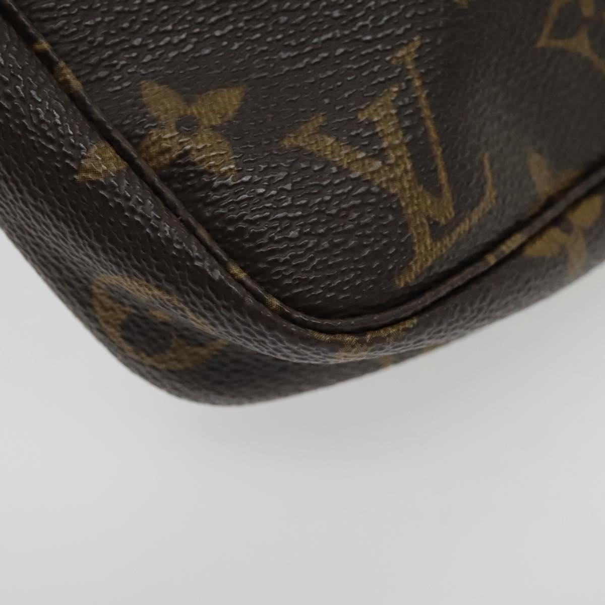 LOUIS VUITTON Monogram Pochette Accessoires Pouch M51980 LV Auth 95703