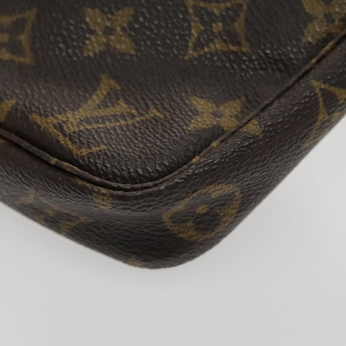 LOUIS VUITTON Monogram Pochette Accessoires Pouch M51980 LV Auth 95703