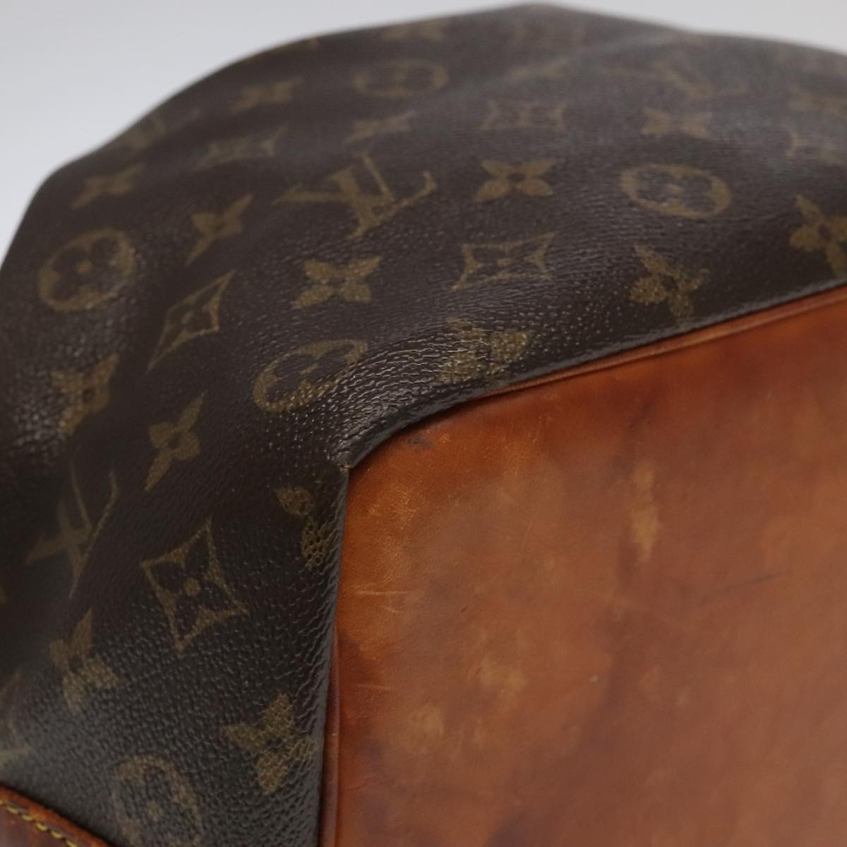 LOUIS VUITTON Monogram Petit Noe Shoulder Bag M42226 LV Auth 95809