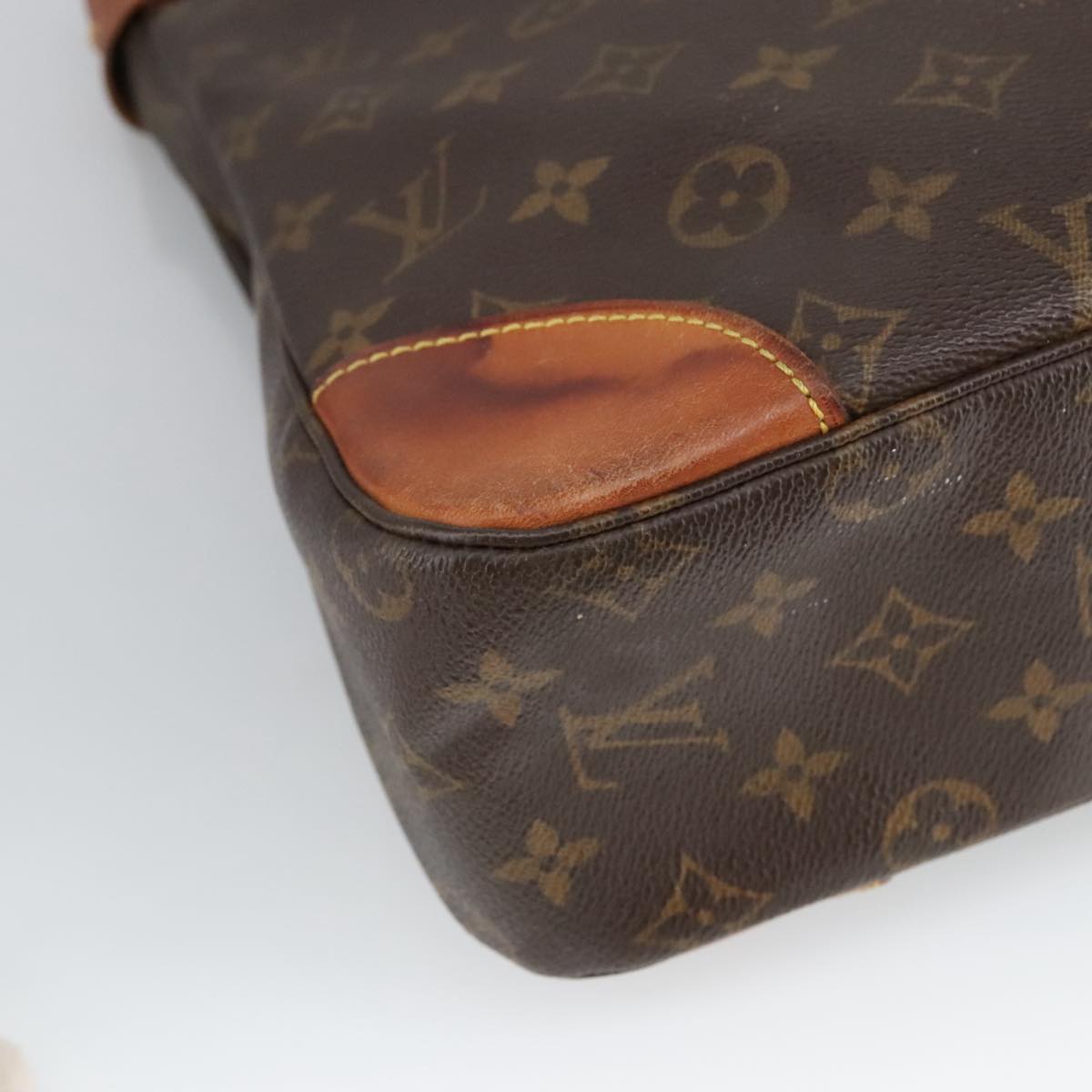 LOUIS VUITTON Monogram Boulogne 30 Shoulder Bag M51265 LV Auth 95841