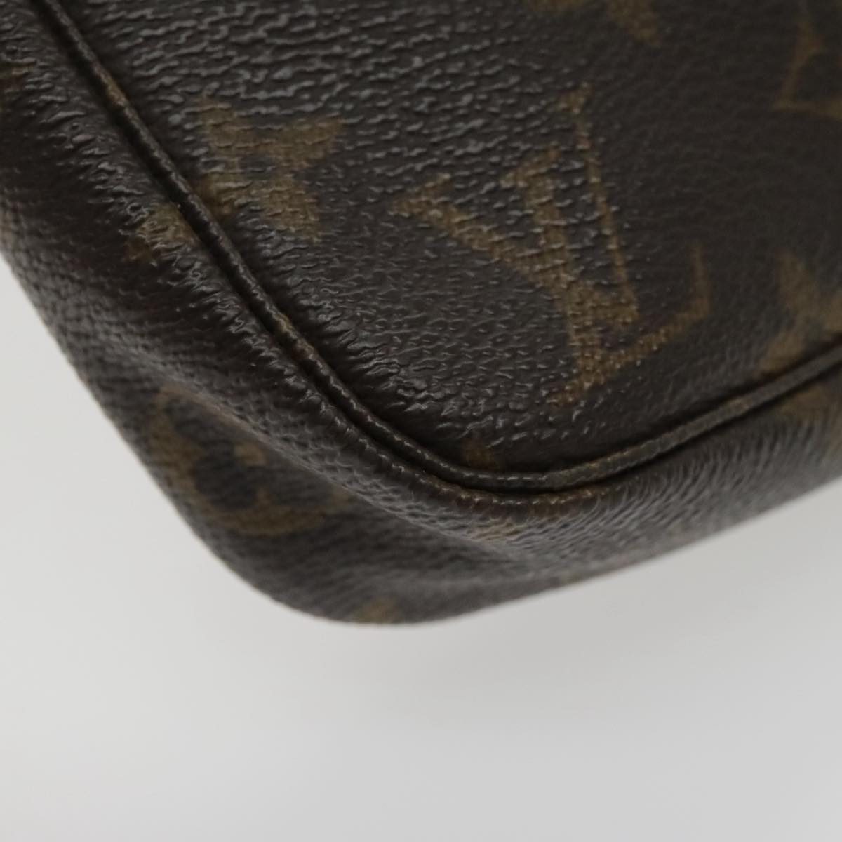 LOUIS VUITTON Monogram Pochette Accessoires Pouch M51980 LV Auth 95852