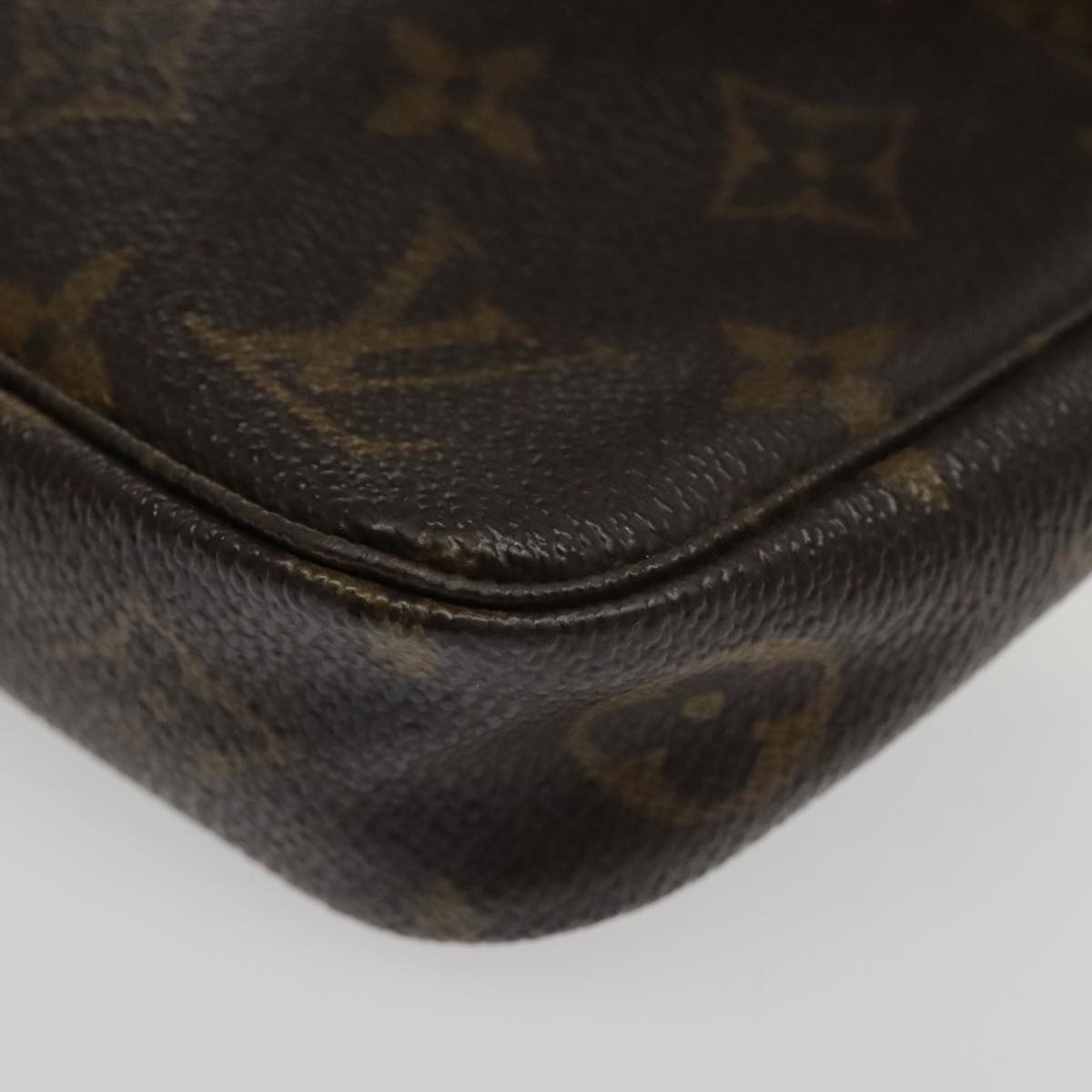 LOUIS VUITTON Monogram Pochette Accessoires Pouch M51980 LV Auth 95852