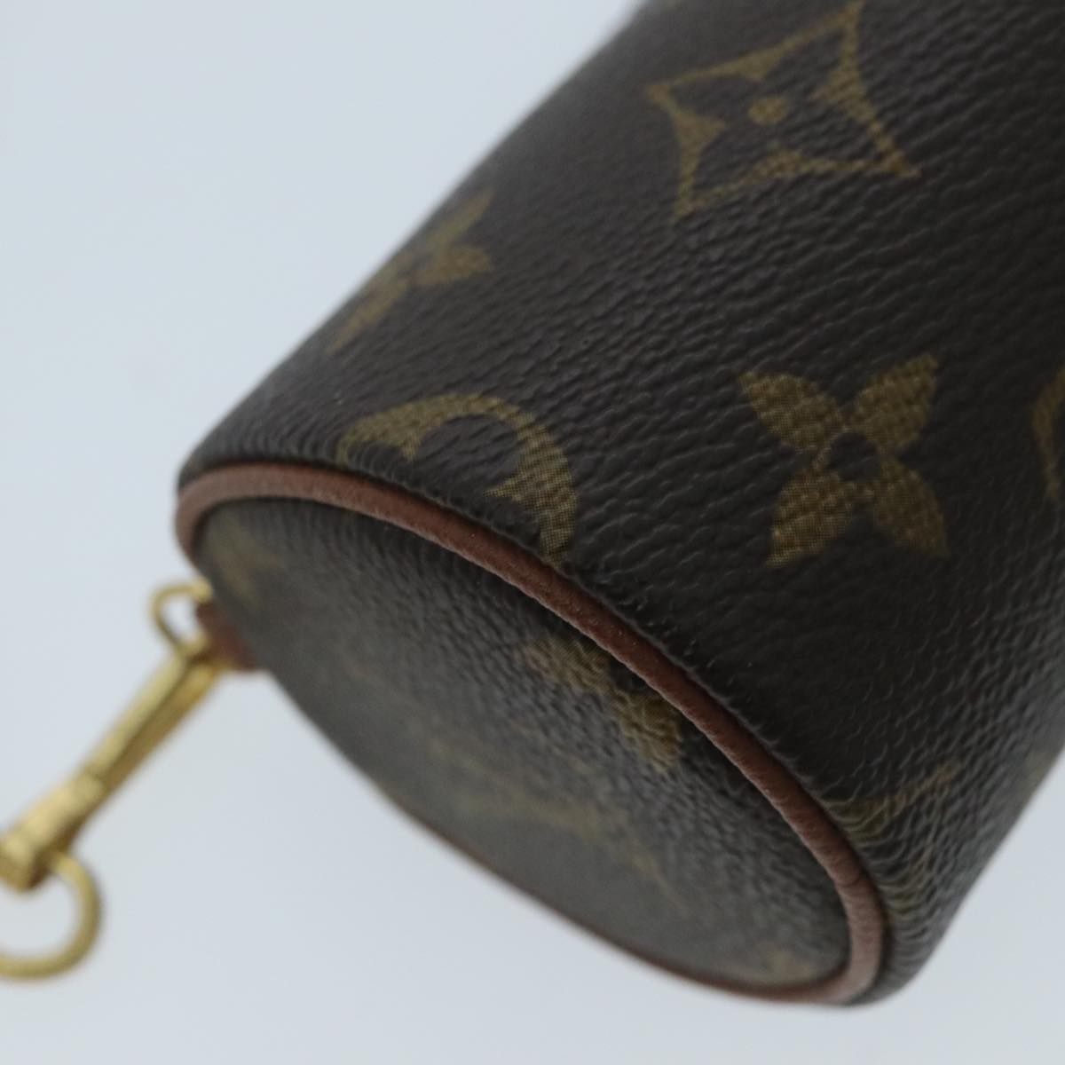 LOUIS VUITTON Monogram Papillon Pouch LV Auth 95889