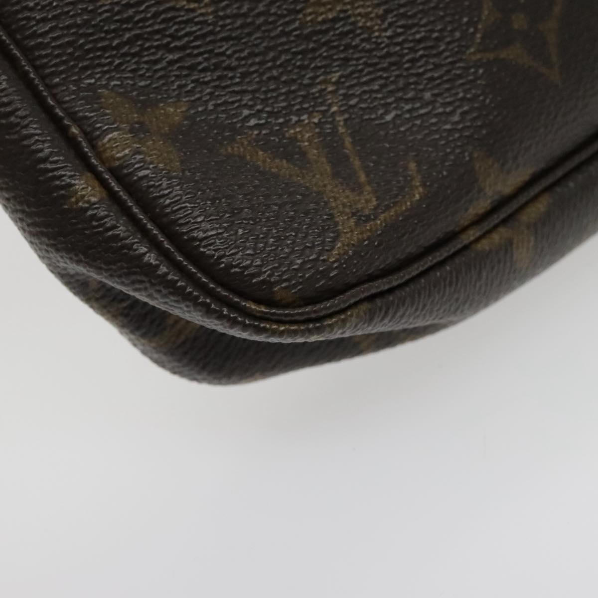 LOUIS VUITTON Monogram Pochette Accessoires Pouch M51980 LV Auth 95980