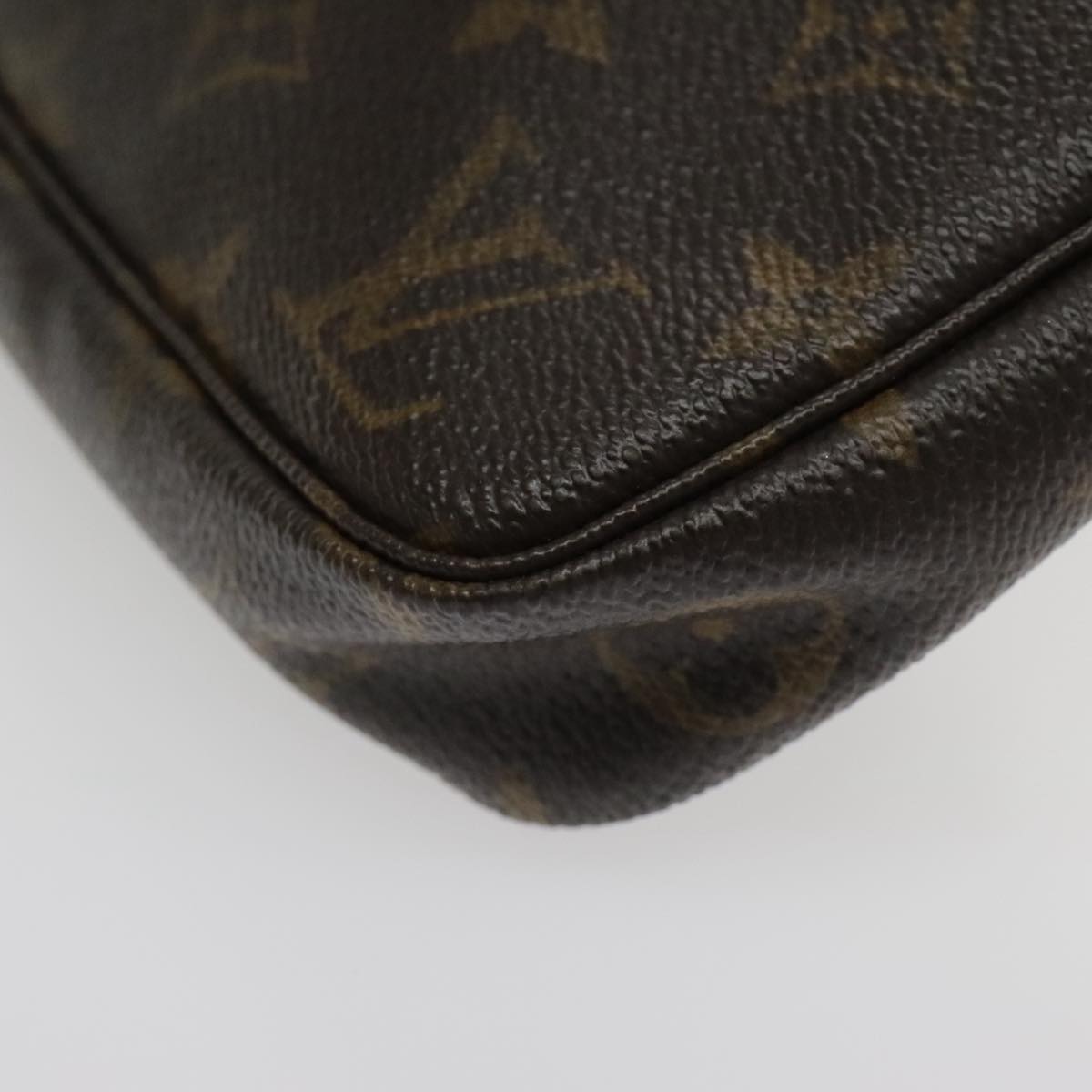 LOUIS VUITTON Monogram Pochette Accessoires Pouch M51980 LV Auth 95980