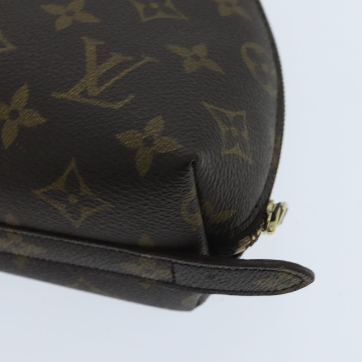 LOUIS VUITTON Monogram Trousse Demi Ronde Cosmetic Pouch M47520 LV Auth 96026