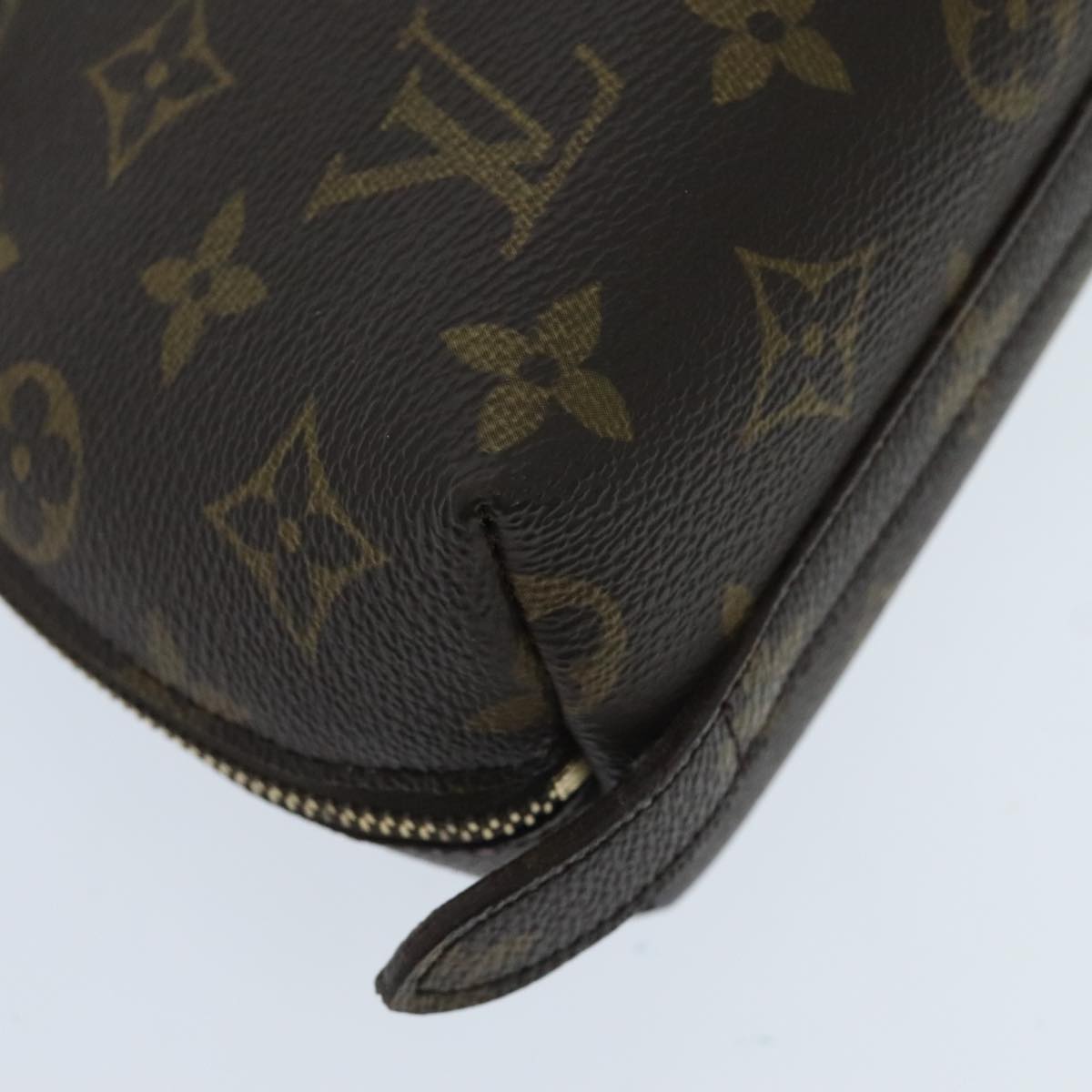 LOUIS VUITTON Monogram Trousse Demi Ronde Cosmetic Pouch M47520 LV Auth 96026