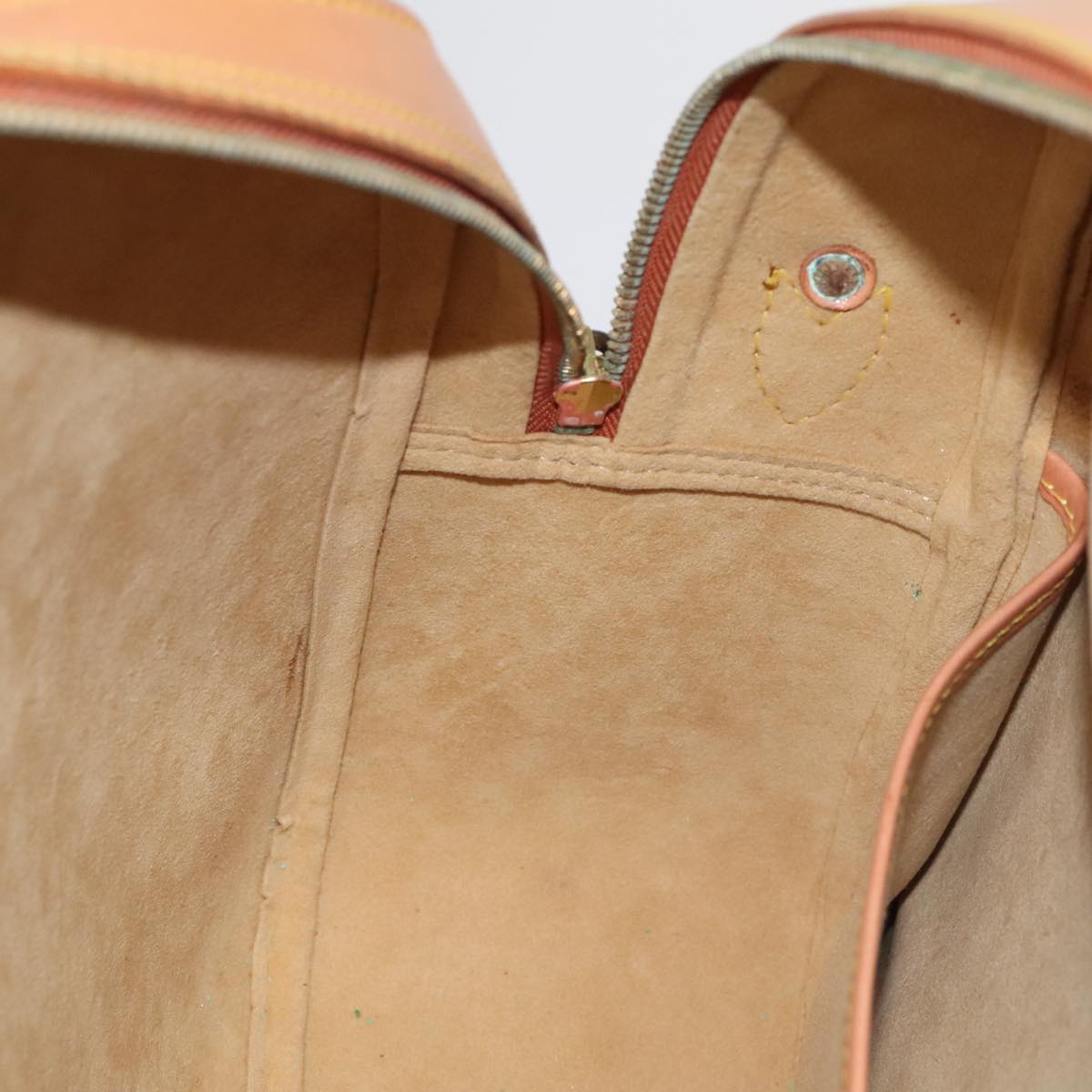 LOUIS VUITTON Nomad Reporter GM Shoulder Bag SPO Beige LV Auth 96049AV