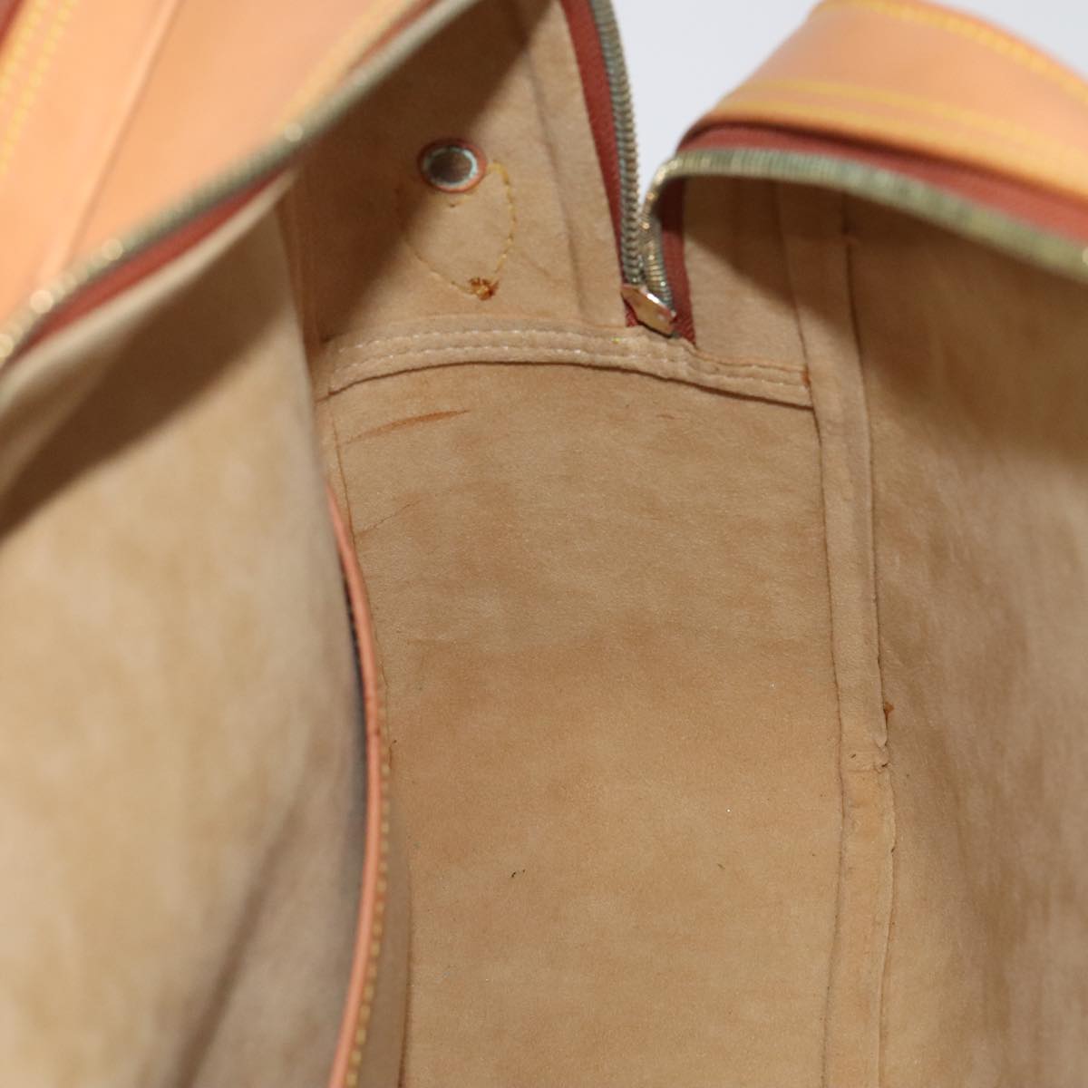 LOUIS VUITTON Nomad Reporter GM Shoulder Bag SPO Beige LV Auth 96049AV