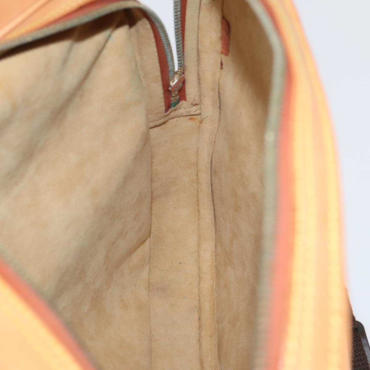 LOUIS VUITTON Nomad Reporter GM Shoulder Bag SPO Beige LV Auth 96049AV