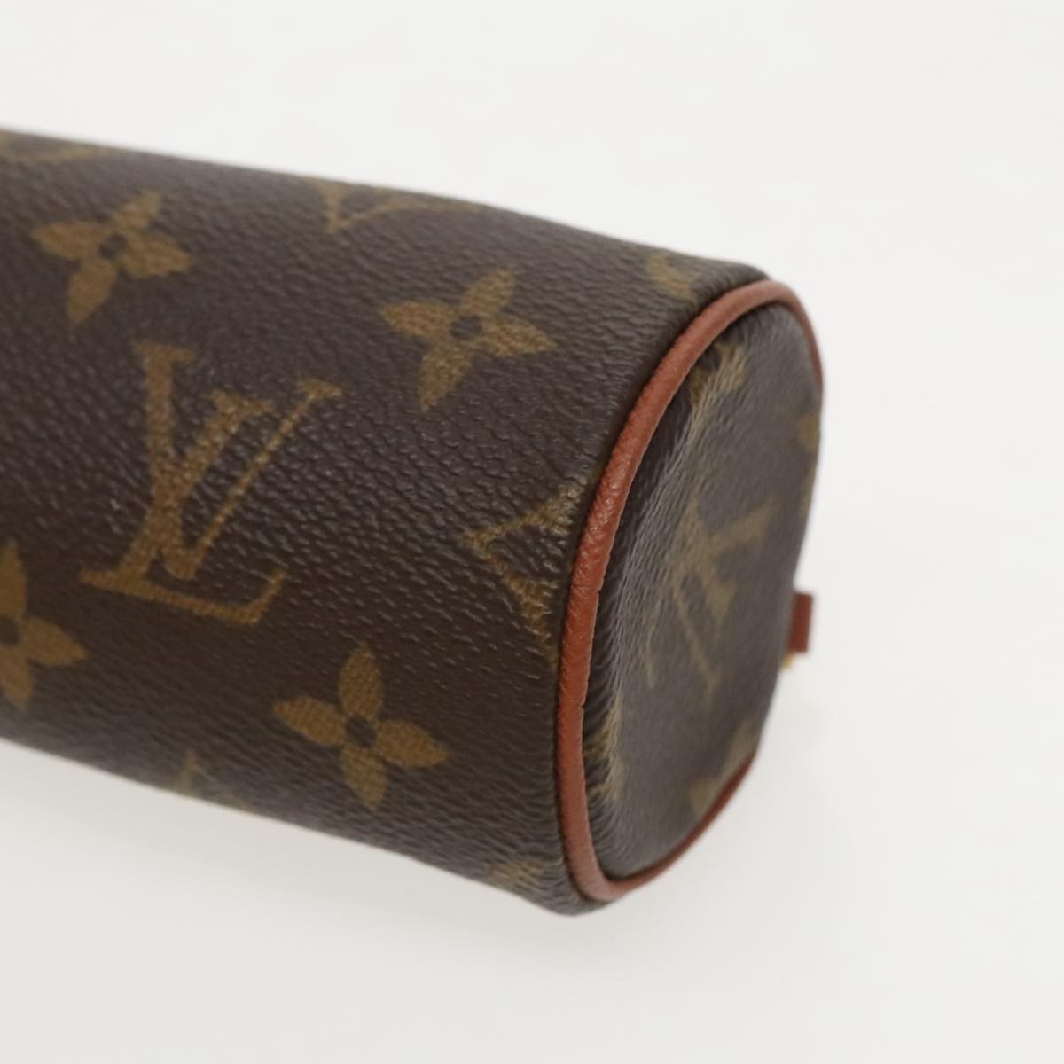 LOUIS VUITTON Monogram Papillon Pouch LV Auth 96052