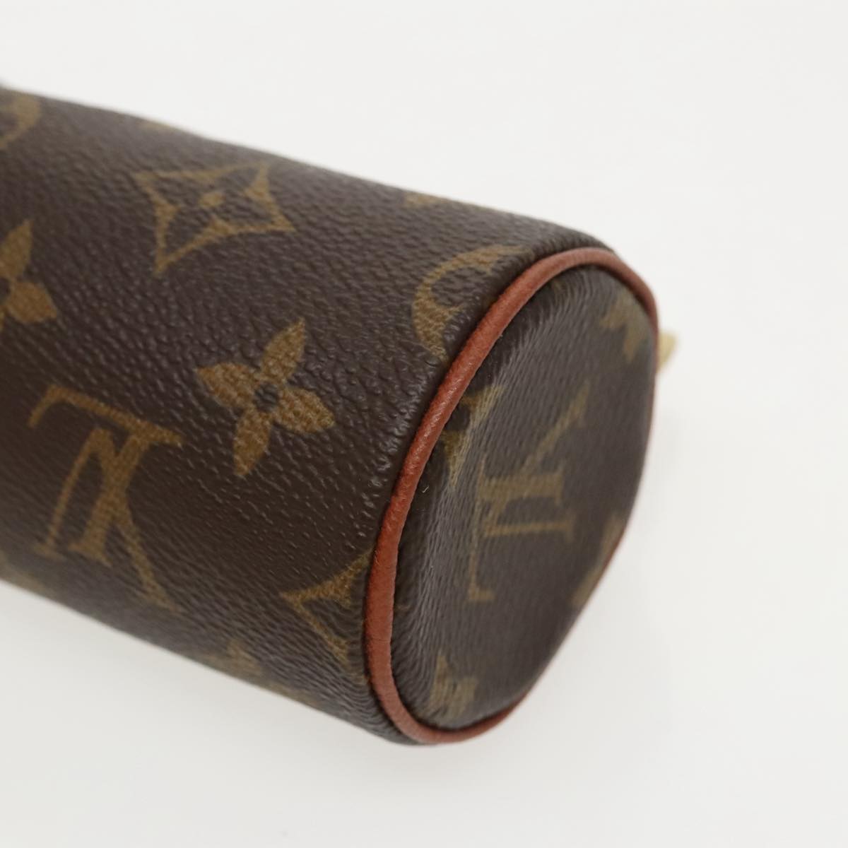 LOUIS VUITTON Monogram Papillon Pouch LV Auth 96052