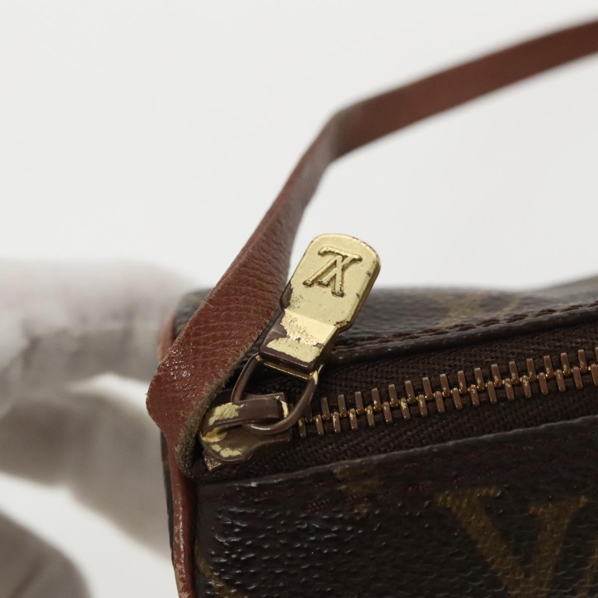 LOUIS VUITTON Monogram Papillon Pouch Pouch LV Auth 96103