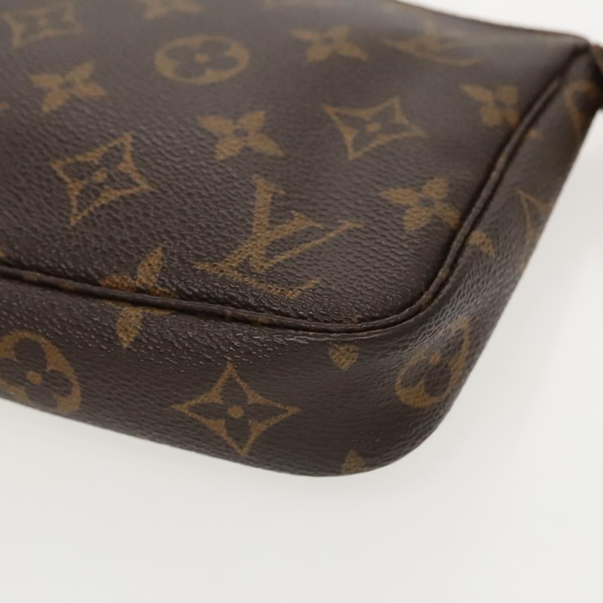 LOUIS VUITTON Monogram Pochette Accessoires Pouch M51980 LV Auth 96145