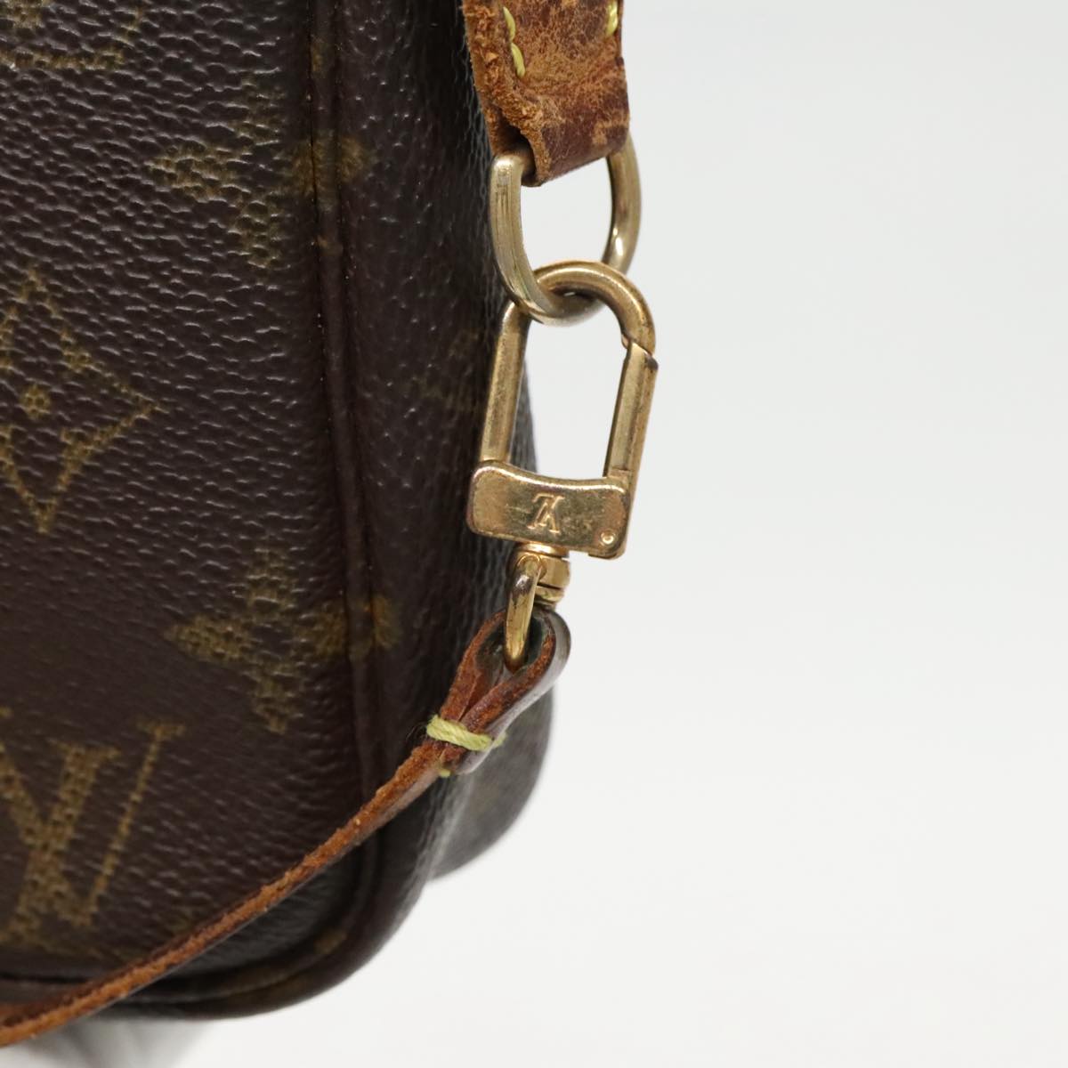 LOUIS VUITTON Monogram Pochette Accessoires Pouch M51980 LV Auth 96147