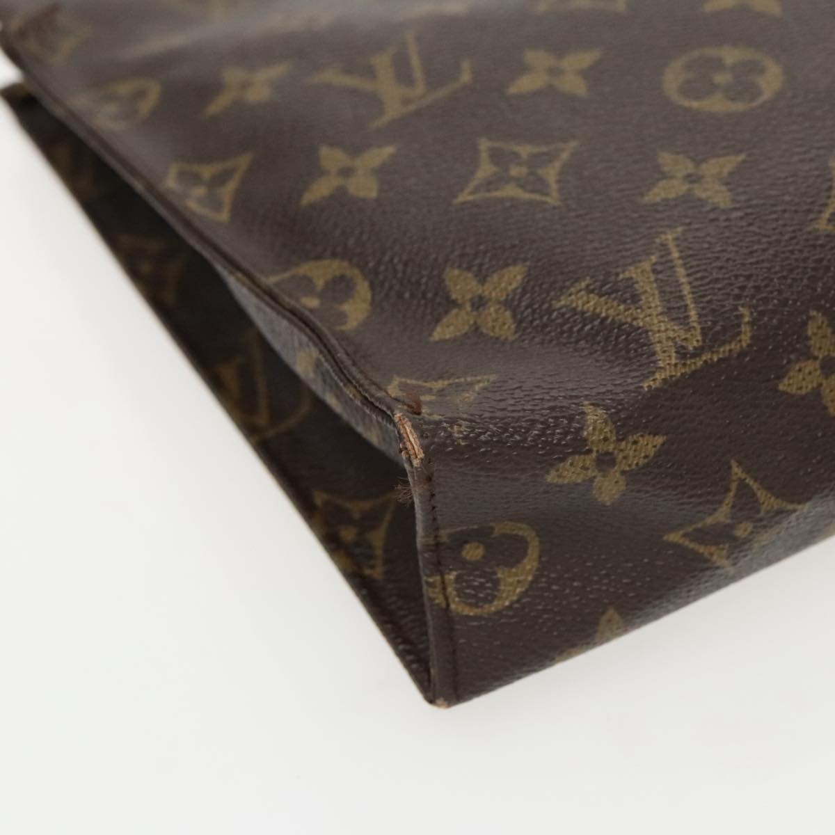 LOUIS VUITTON Monogram Poche Toilette 26 Pouch M47542 LV Auth 96150