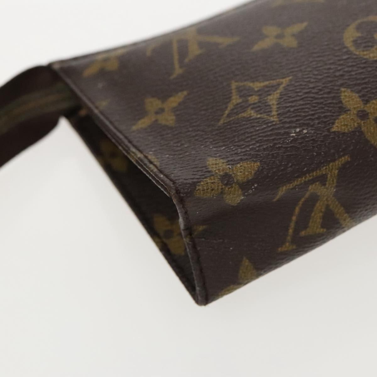 LOUIS VUITTON Monogram Poche Toilette 15 Pouch M47546 LV Auth 96158