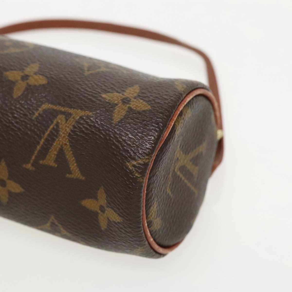 LOUIS VUITTON Monogram Papillon Pouch Pouch LV Auth 96159