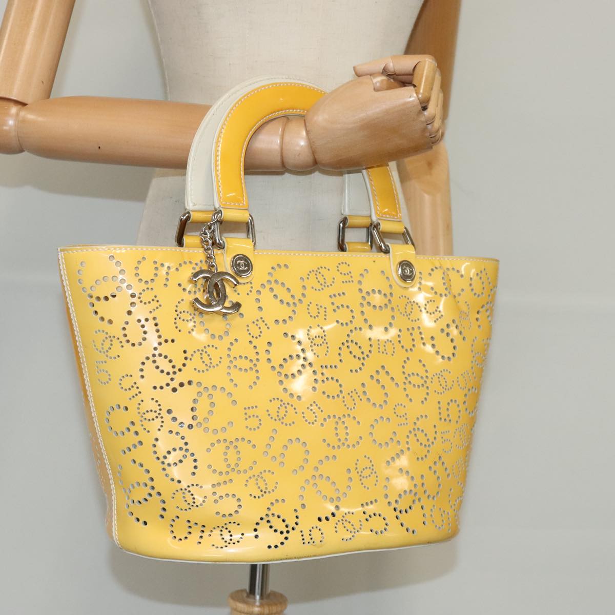 CHANEL Hand Bag Enamel Yellow Silver CC Auth 96213