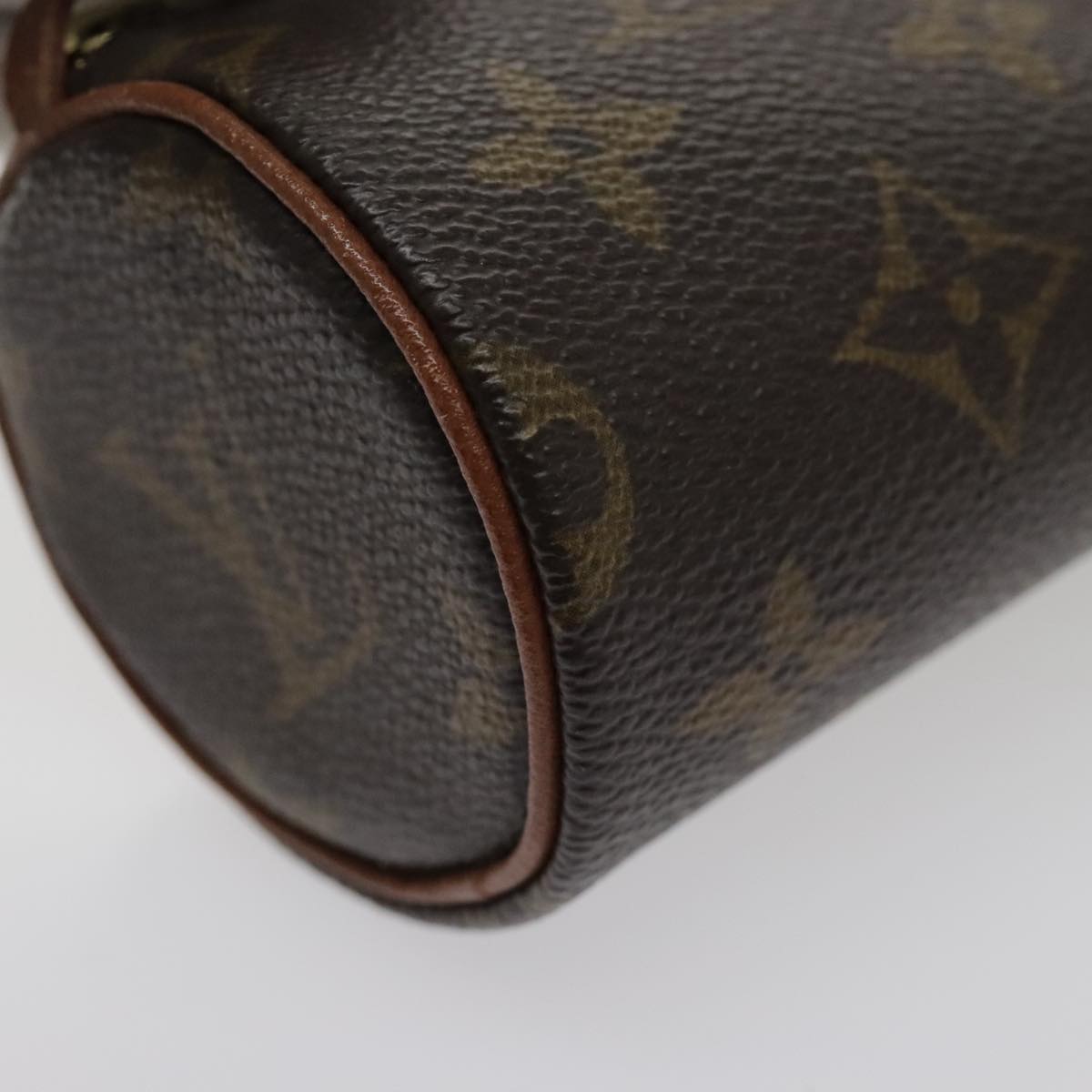 LOUIS VUITTON Monogram Papillon Pouch LV Auth 96255