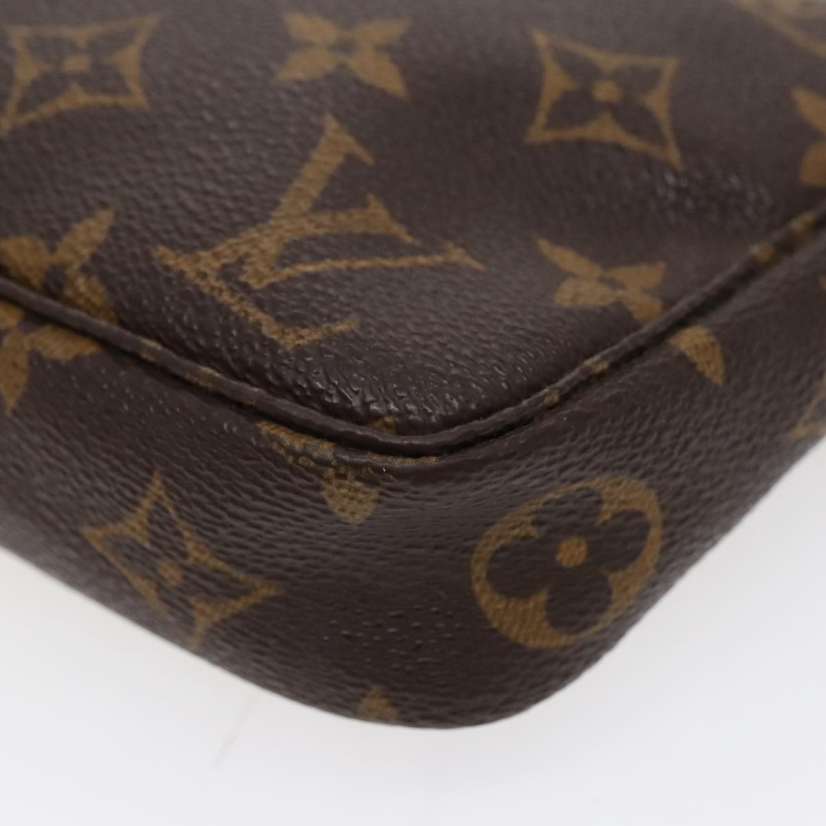 LOUIS VUITTON Monogram Pochette Accessoires Pouch M51980 LV Auth 96275